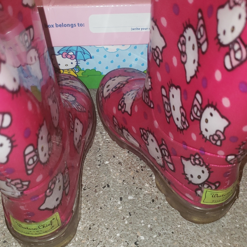 Hello Kitty light up rain boots